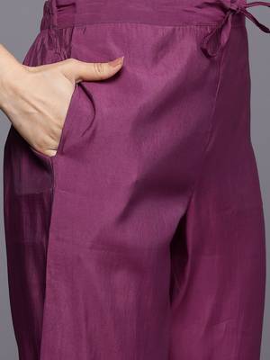Printed Sequinned Kurta With Trousers & Dupatta 3