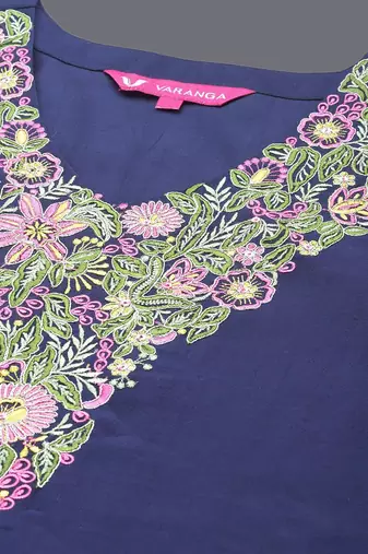 Women Floral Embroidered Thread Work Straight Kurta & Trousers With Dupatta