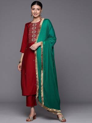 Ethnic Motifs Yoke Design Thread Work Straight Kurta with Palazzo & Dupatta 1