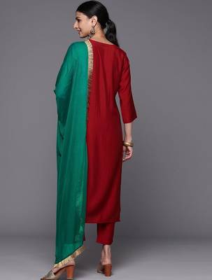 Ethnic Motifs Yoke Design Thread Work Straight Kurta with Palazzo & Dupatta 6