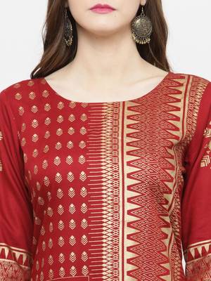 Women Maroon Printed Kurta with Trousers 2