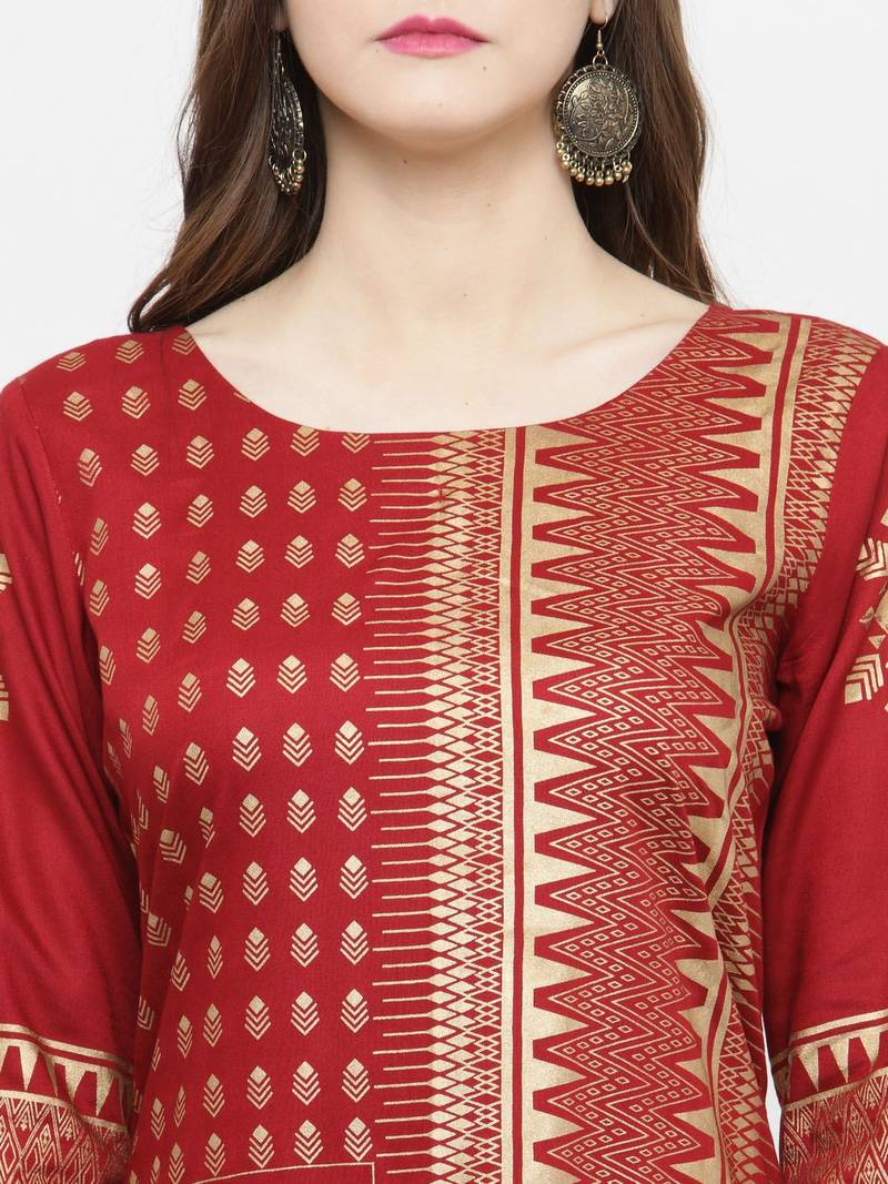 Women Maroon Printed Kurta with Trousers