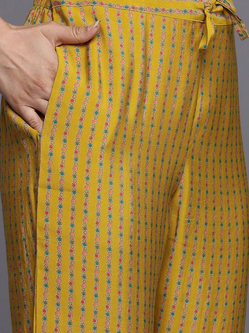 Floral Printed Thread & Sequin Embroidered Kurta Set