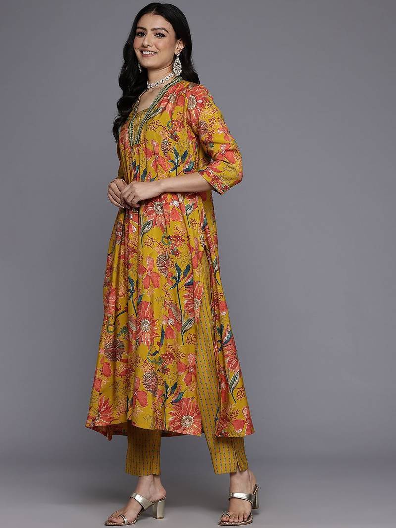 Floral Printed Thread & Sequin Embroidered Kurta Set
