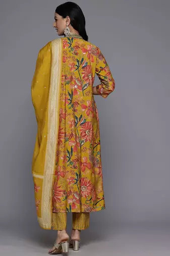 Floral Printed Thread & Sequin Embroidered Kurta Set