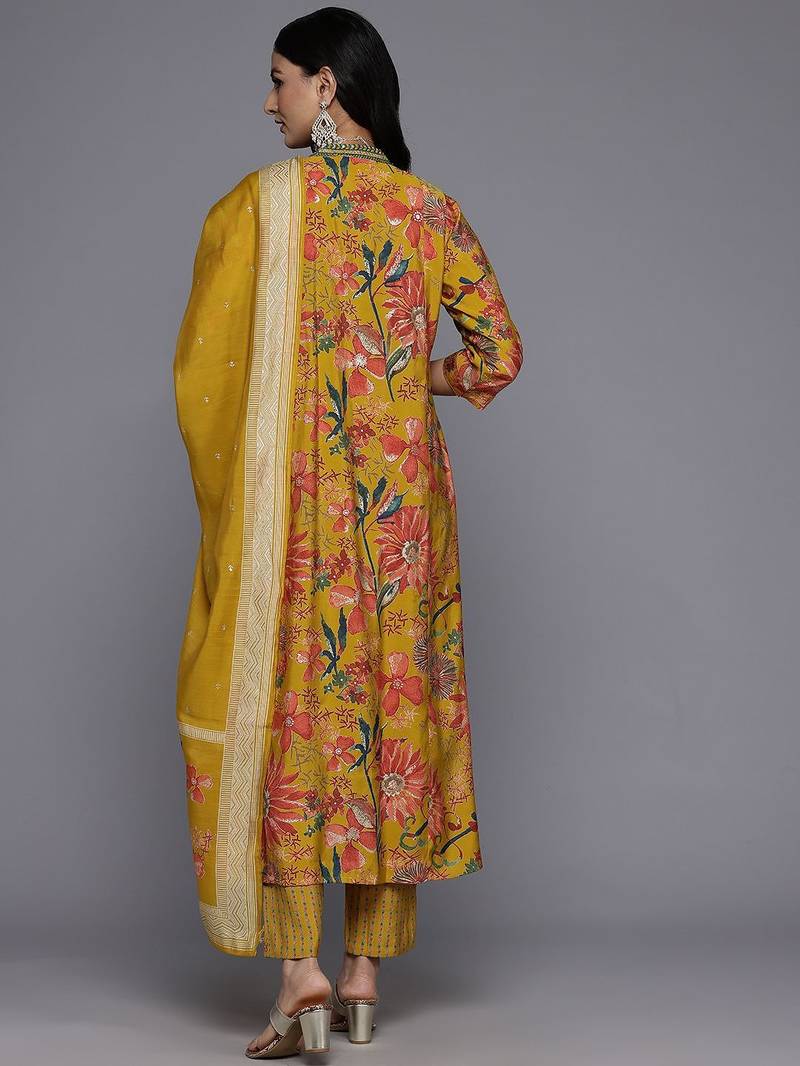 Floral Printed Thread & Sequin Embroidered Kurta Set