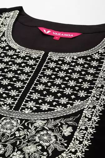 Women Zari Embroidered Kurta Set