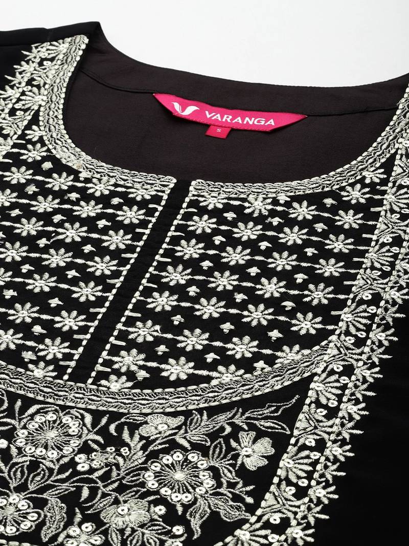 Women Zari Embroidered Kurta Set