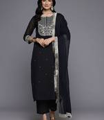 Women Zari Embroidered Kurta Set