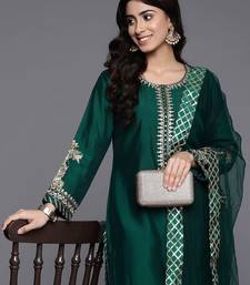 Ethnic Motifs Embroidered Zari Kurta with Trousers & Dupatta
