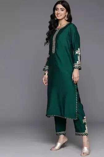 Ethnic Motifs Embroidered Zari Kurta with Trousers & Dupatta