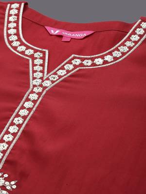 Notch Neck Ethnic Motifs Yoke Design Regular Sequinned Straight Kurta Set 2