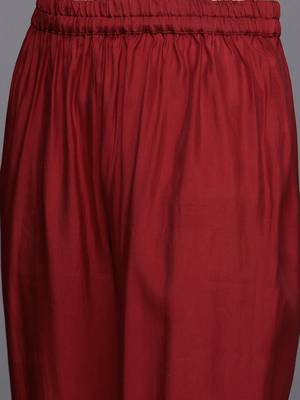 Notch Neck Ethnic Motifs Yoke Design Regular Sequinned Straight Kurta Set 3