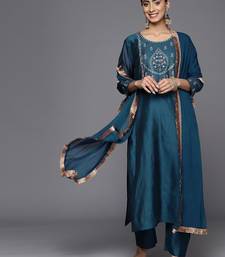 Floral Yoke Design Regular Sequinned Chanderi Silk Kurta with Trousers & Dupatta