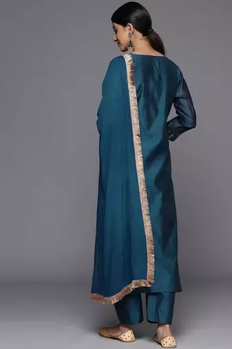 Floral Yoke Design Regular Sequinned Chanderi Silk Kurta with Trousers & Dupatta