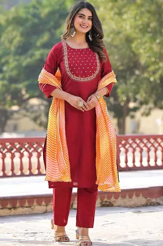 Ethnic Motifs Embroidered Regular Kurta with Trousers & With Dupatta
