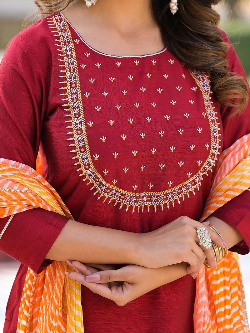 Ethnic Motifs Embroidered Regular Kurta with Trousers & With Dupatta