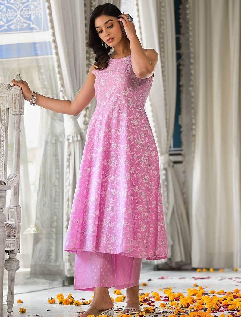 Women Floral Printed Empire Pure Cotton Kurta with Trousers