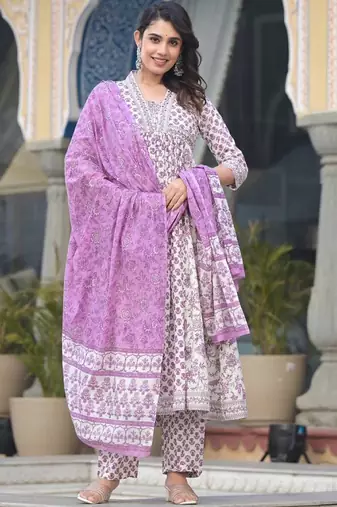 Floral Printed Empire Sequinned Pure Cotton Kurta with Trousers & Dupatta