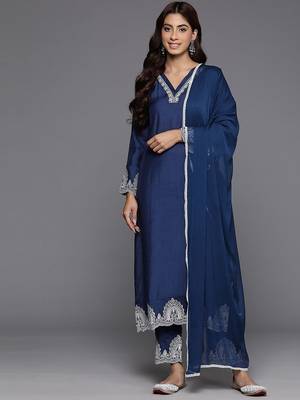 Women Ethnic Motifs Embroidered Thread Work Kurta with Trousers & With Dupatta 1