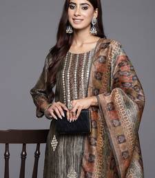 Women Abstract Printed Gotta Patti Kurta with Trousers & With Dupatta