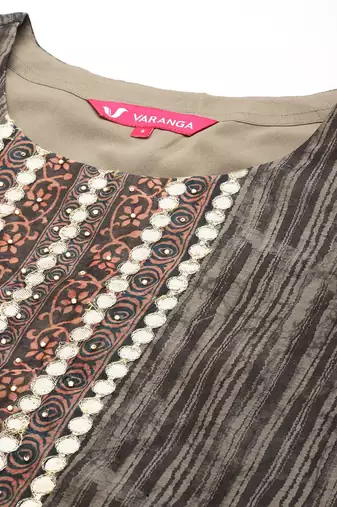 Women Abstract Printed Gotta Patti Kurta with Trousers & With Dupatta