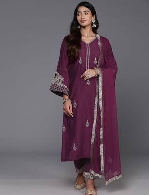 Women Ethnic Motifs Embroidered Regular Kurta with Trousers & Dupatta 1