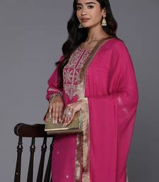 Women Ethnic Motifs Yoke Design Regular Kurta with Trousers & With Dupatta