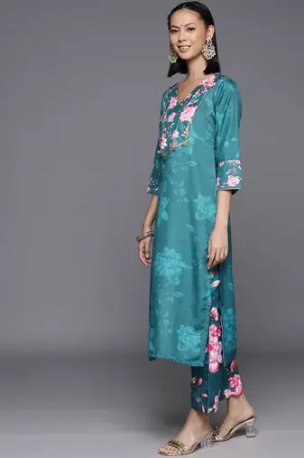 Women Floral Printed Regular Gotta Patti Kurta with Trousers & Dupatta