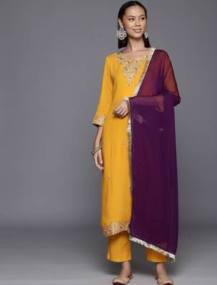 Women Ethnic Motifs Embroidered Regular Gotta Patti Kurta with Trousers & Dupatta 1