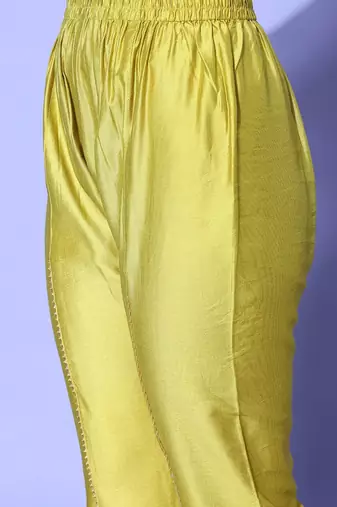 Women Floral Printed Regular Sequinned Pure Silk Kurta with Trousers