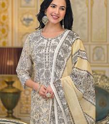 Women Paisley Printed Regular Beads and Stones Pure Cotton Kurta with Trousers & With Dupatta