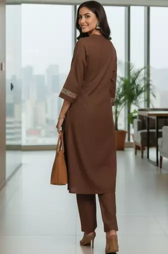 Women Ethnic Motifs Embroidered Regular Thread Work Kurta with Trousers