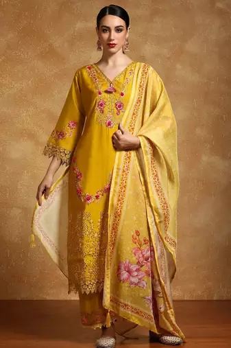 Women Floral Embroidered Regular Thread Work Pure Cotton Kurta with Trousers & With Dupatta