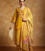 Women Floral Embroidered Regular Thread Work Pure Cotton Kurta with Trousers & With Dupatta