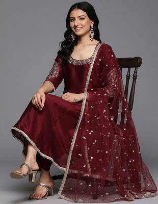 Women Ethnic Motifs Embroidered Anarkali Kurta with Palazzos & With Dupatta 1