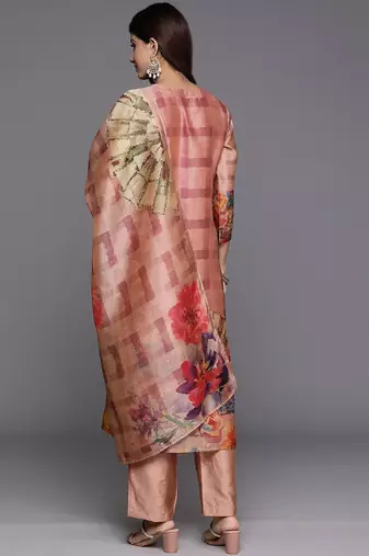 Women Floral Printed Regular Chanderi Silk Kurta with Trousers & With Dupatta