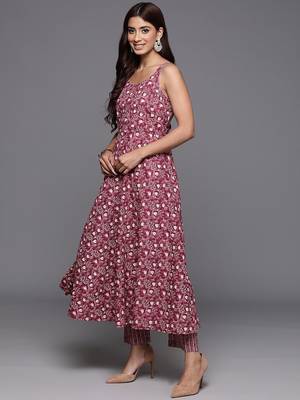 Floral Printed Pure Cotton Anarkali Kurta with Trousers & Dupatta 6