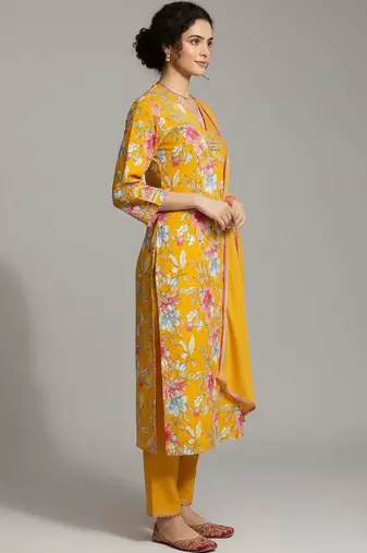 Women Ethnic Motifs Printed Regular Beads and Stones Kurta with Trousers & With Dupatta
