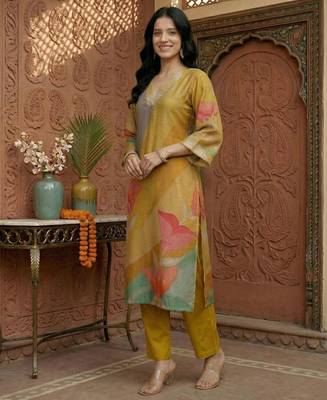 Women Printed Regular Gotta Patti Chanderi Silk Kurta with Trousers 7