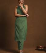 Women Striped Regular Sequinned Kurta with Trousers
