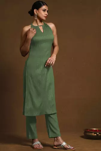 Women Striped Regular Sequinned Kurta with Trousers
