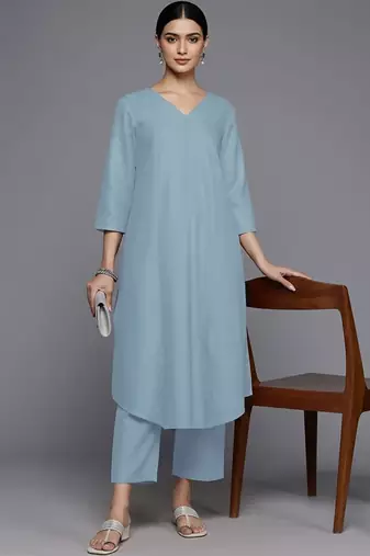 Women Regular Kurta with Trousers