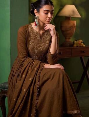 Women Ethnic Motifs Embroidered Empire Thread Work Kurta with Pyjamas & With Dupatta 5