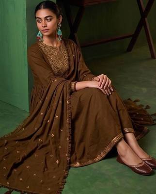 Women Ethnic Motifs Embroidered Empire Thread Work Kurta with Pyjamas & With Dupatta 6