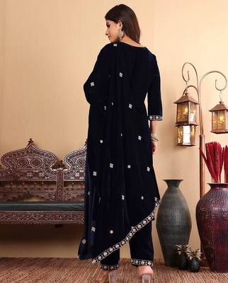 Navy Blue Floral Yoke Design Sequinned Velvet Kurta with Trousers & Dupatta 6