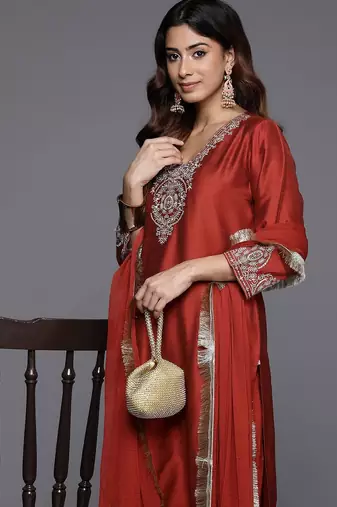 Ethnic Motifs Embroidered Thread Work Kurta with Trousers & Dupatta