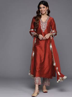 Ethnic Motifs Embroidered Thread Work Kurta with Trousers & Dupatta 1