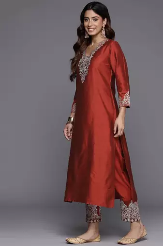Ethnic Motifs Embroidered Thread Work Kurta with Trousers & Dupatta