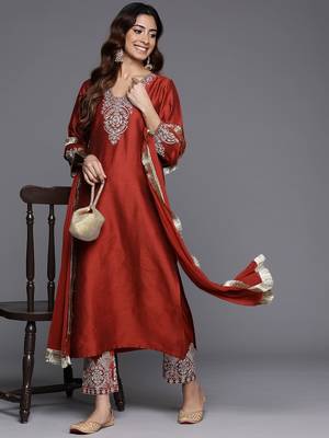 Ethnic Motifs Embroidered Thread Work Kurta with Trousers & Dupatta 8